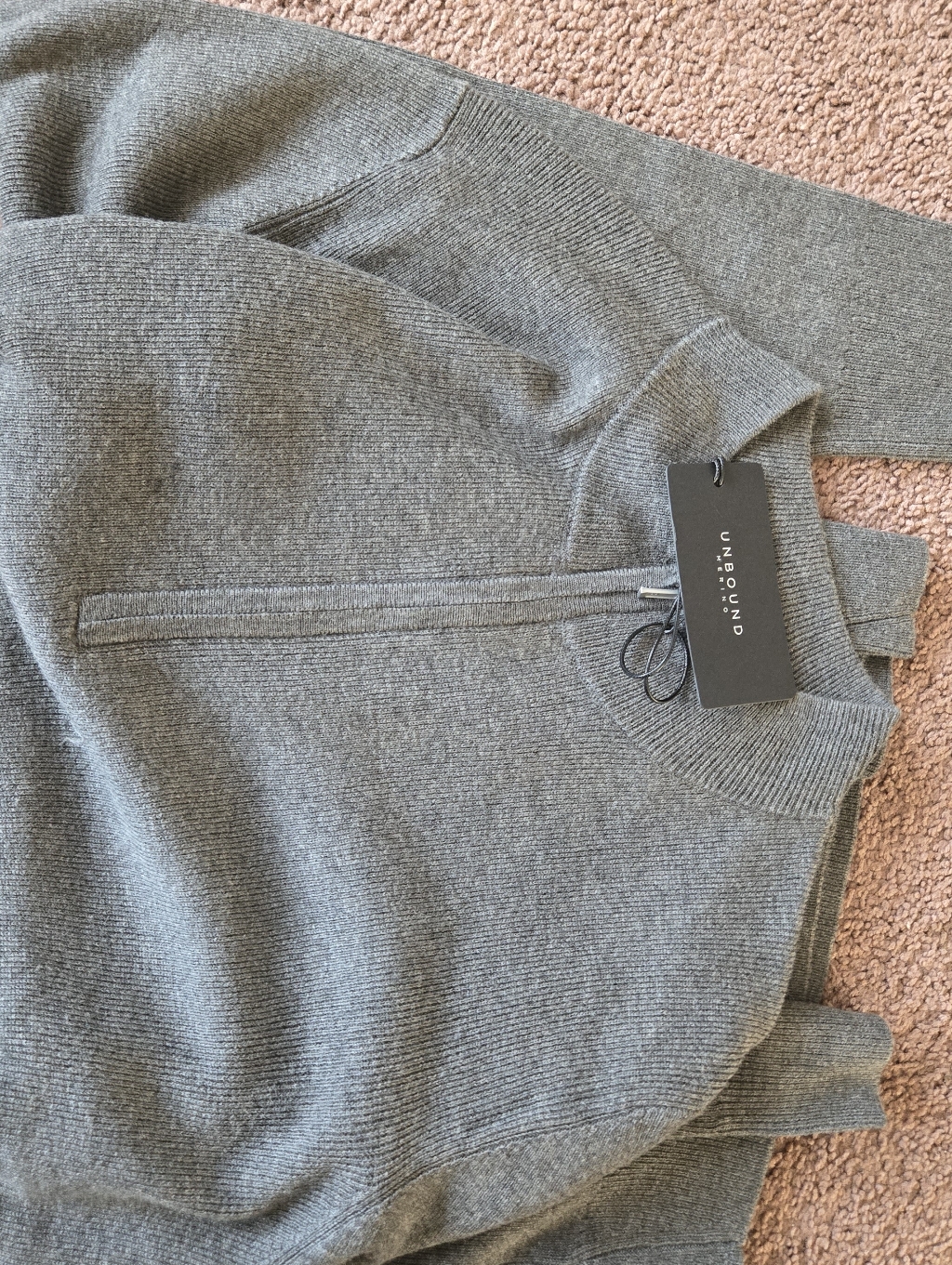 Unbound Merino Medium Charcoal Men's Quarter Zip-Up Sweater — image 6 of 6